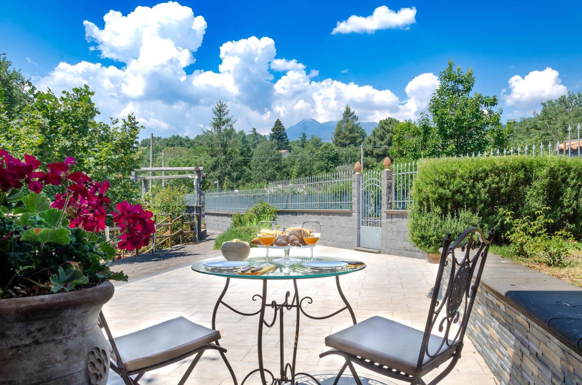 Villa Del Gelso Chalet Nel Parco Delletna ماسكالي المظهر الخارجي الصورة